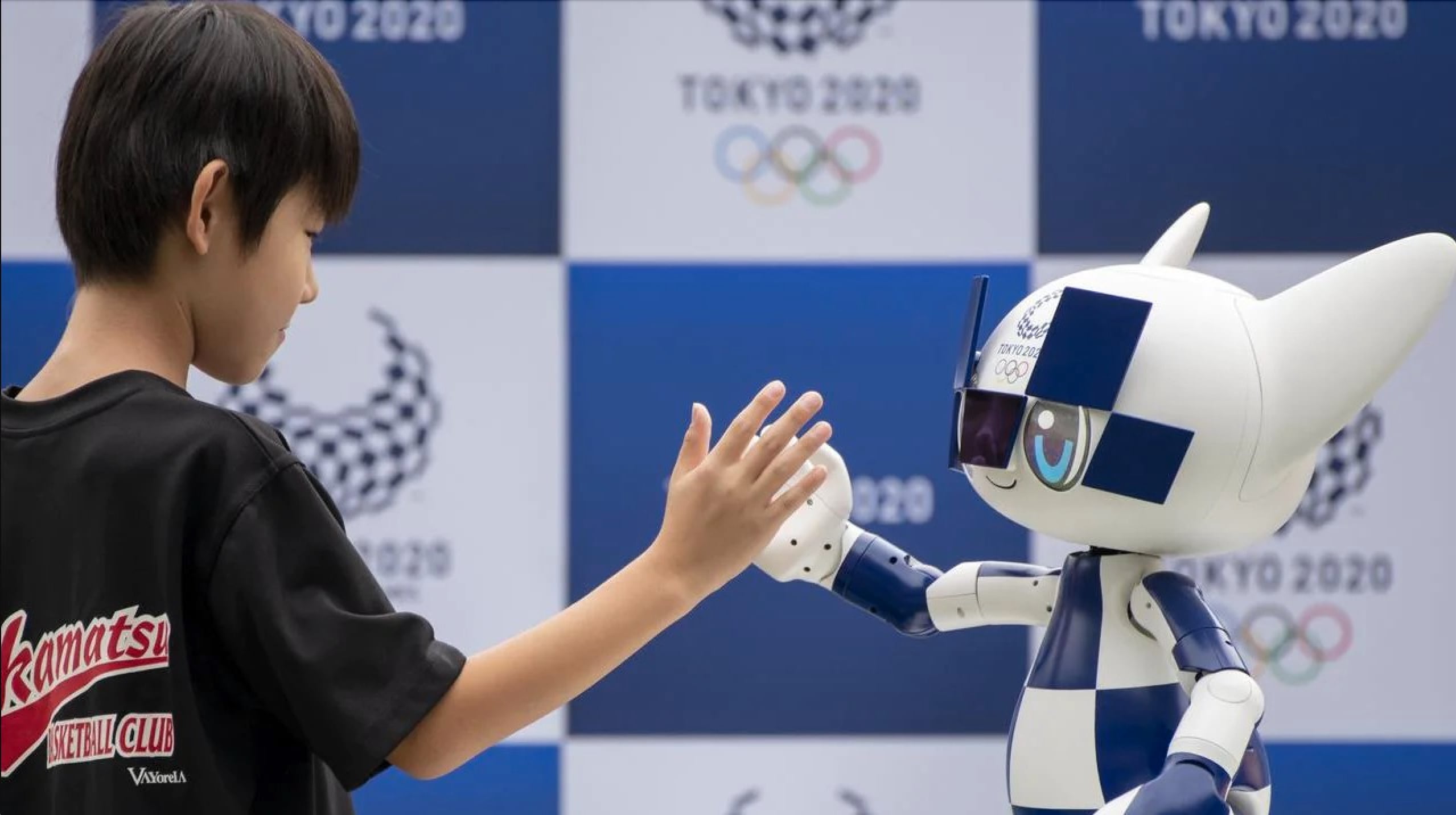 Entrelazamiento Enfermedad Y equipo Robots to watch at Summer Olympic Games 2021 in Tokyo